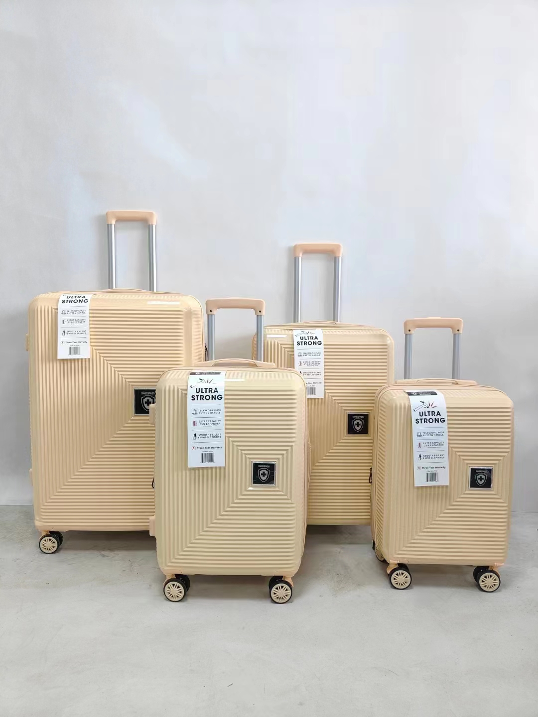 4 ชิ้น PP โพรพิลีนรถเข็นกระเป๋าเดินทางชุดกระเป๋าเดินทางผู้ผลิตกำหนดเอง